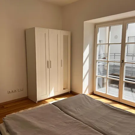 Appartement Iconic Historic 3br - Balcony, Wifi & Netflix *