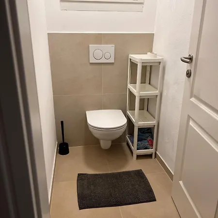 Appartement Iconic Historic 3br - Balcony, Wifi & Netflix Klosterneuburg